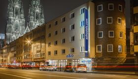a&o Hostel Köln Dom - Außenansicht