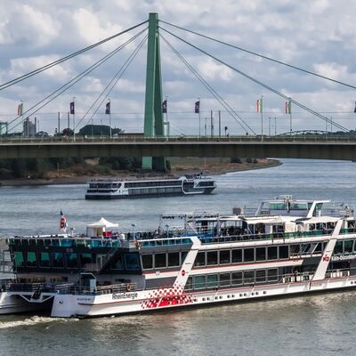 Klassenfahrt Köln - Schifffahrt auf dem Rhein